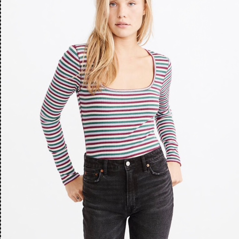 Top - Picture 3 of 4